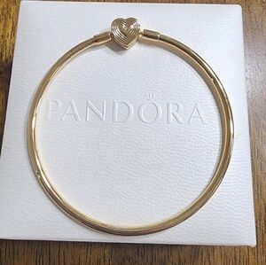Pandora Radiating Heart Clasp Bangle 14k gold plating 7.5